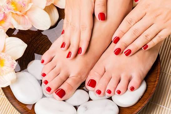 Manicure & Pedicure